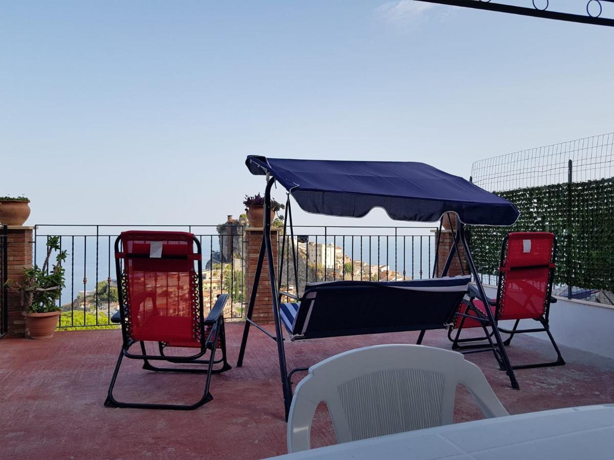 Casa Vacanze Monte Venere Кастелмола Екстериор снимка